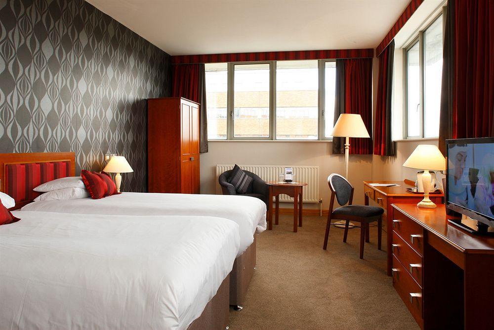 Plaza Hotel Tallaght Dış mekan fotoğraf
